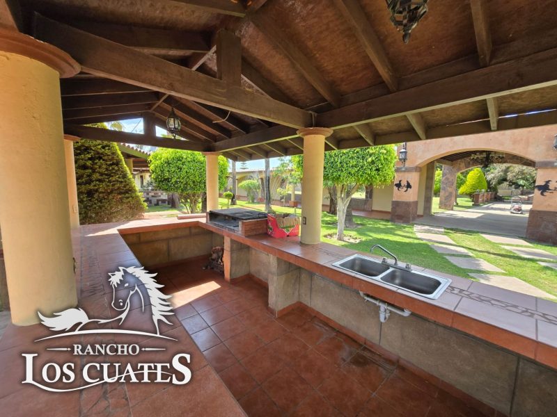 🐴 RANCHO LOS CUATES,Alojamiento Vacacional en San Carlos